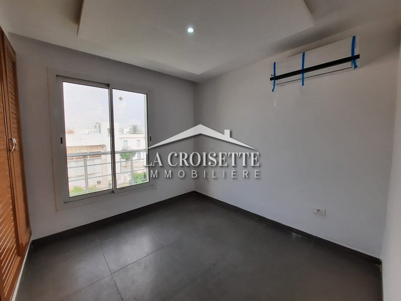 Duplex S+4 vue sur mer à La Goulette